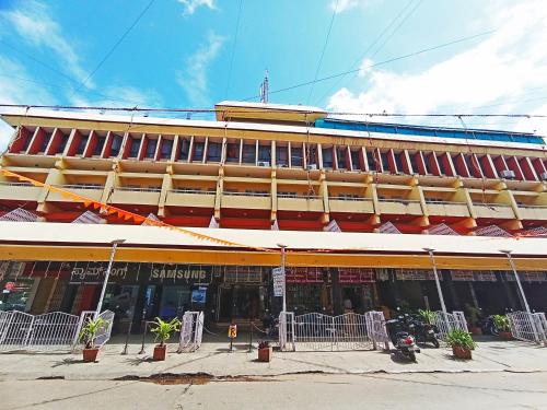 Exterior view, Hotel Chetana in Davangere Exterior view, Hotel Chetana in Davangere