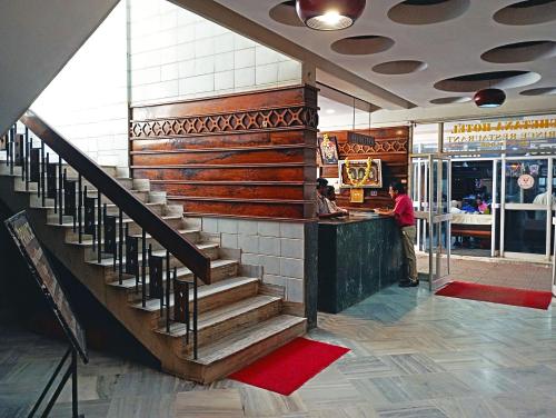 Lobby, Hotel Chetana in Davangere Lobby, Hotel Chetana in Davangere