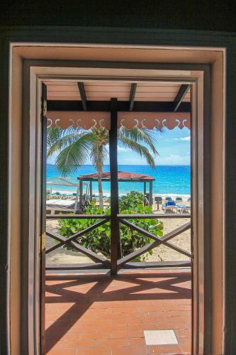 Praia, Mary's Boon Beach Resort & Spa in Simpson Bay Praia, Mary's Boon Beach Resort & Spa in Simpson Bay