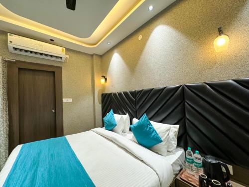 Wanna Stay Haridwar (The Mantra) – 200 meters from Ghat in หิรัญวรา Wanna Stay Haridwar (The Mantra) – 200 meters from Ghat in หิรัญวรา