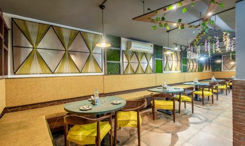 Ресторан, Hotel O Maurice in Бадді Ресторан, Hotel O Maurice in Бадді