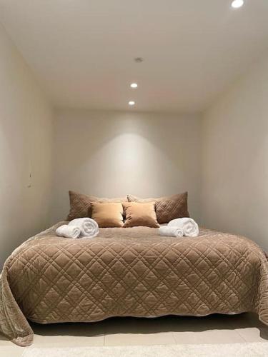 Modern apartment in quiet neighborhood