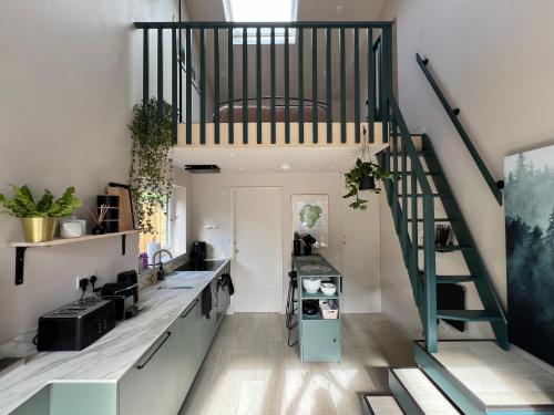 Konyha, Ashburton unique Studio House, close to Cookery School, private entrance & parking in Ashburton Konyha, Ashburton unique Studio House, close to Cookery School, private entrance & parking in Ashburton