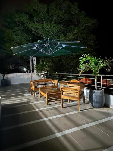 Balcony/terrace, Villa Somone in La Somone Balcony/terrace, Villa Somone in La Somone