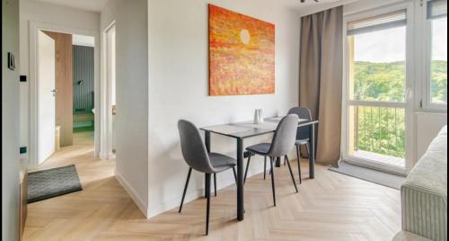 Sunny 2 bedroom apartment, free parking, high speed internet in Siodmy Dwor Sunny 2 bedroom apartment, free parking, high speed internet in Siodmy Dwor