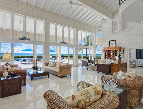 Ocean Mist Villa 3Bd by ZenBreak in Long Bay Ocean Mist Villa 3Bd by ZenBreak in Long Bay