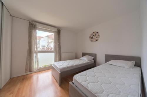 Appartement 2 chambres - 6 personnes - Disneyland & Paris - Gare 2 min