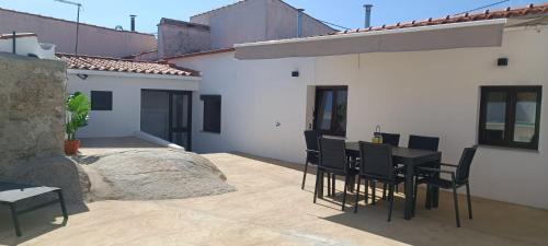 Létesítmények, Casa da Pedra in Pedrogao Létesítmények, Casa da Pedra in Pedrogao