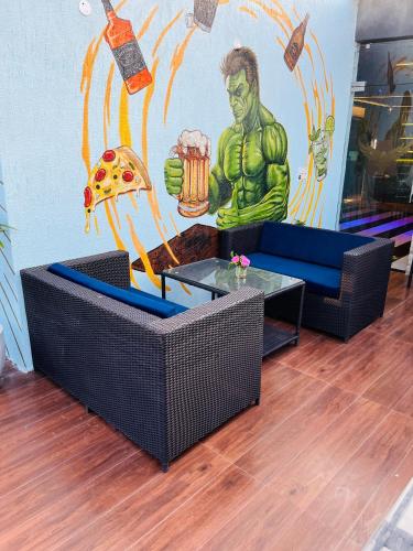 Pub/Lounge, AFFLUENCE Hotel in Chandigarh repülőtér Pub/Lounge, AFFLUENCE Hotel in Chandigarh repülőtér