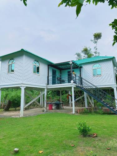 晨曦山莊 晨曦紅瓦厝國民旅遊卡特約商店Sunshino farmstead in Zuozhen District 晨曦山莊 晨曦紅瓦厝國民旅遊卡特約商店Sunshino farmstead in Zuozhen District