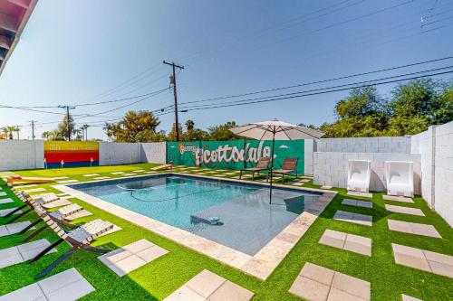 Sunny Scottsdale Escape