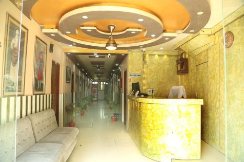 Lobby, Hotel O YB Continental in Banthra Sikander Pur Lobby, Hotel O YB Continental in Banthra Sikander Pur