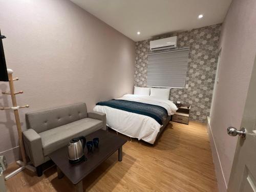 Muin Hotel in Sanmin District Muin Hotel in Sanmin District