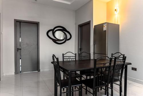 시설, A J Residences in 브루푸트 시설, A J Residences in 브루푸트