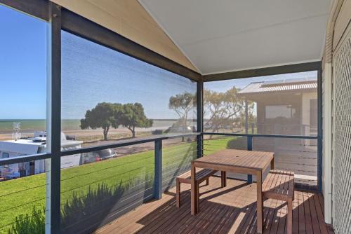 Μπαλκόνι/βεράντα, Discovery Parks - Whyalla Foreshore in Γουάιαλα Μπαλκόνι/βεράντα, Discovery Parks - Whyalla Foreshore in Γουάιαλα