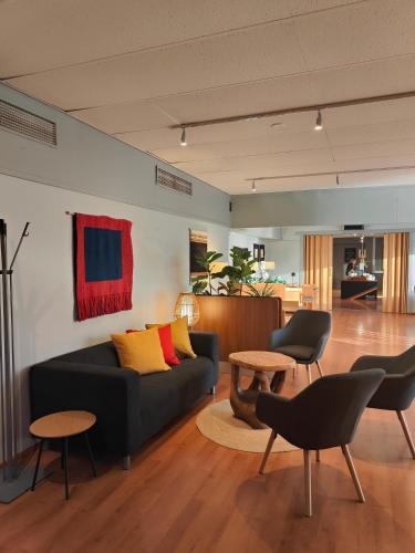 ผับ/เลาจน์, Hotel Karhu in โซดันคือและ ผับ/เลาจน์, Hotel Karhu in โซดันคือและ