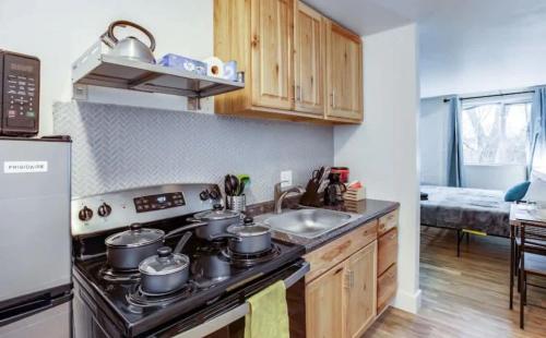 Newly Renovated Bright Studio in Rochester (New York) Newly Renovated Bright Studio in Rochester (New York)