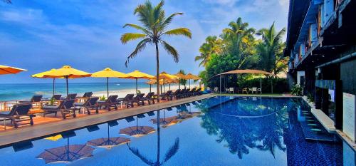 Swimming pool, Lavanga Resort & Spa in Hikkaduwa Swimming pool, Lavanga Resort & Spa in Hikkaduwa