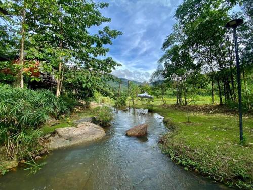 ห้องลานเคียงดาว บ้านสวนสราญชล in バン ナー サン ห้องลานเคียงดาว บ้านสวนสราญชล in バン ナー サン