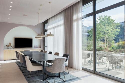 Tárgyalóterem/bálterem, Residence Inn by Marriott Geneva City Nations near Musée des Suisses Dans Le Monde Tárgyalóterem/bálterem, Residence Inn by Marriott Geneva City Nations near Musée des Suisses Dans Le Monde