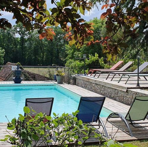 Vistas, Le Roulottes du Petit Gouffre de Padirac avec Spa in Gramat Vistas, Le Roulottes du Petit Gouffre de Padirac avec Spa in Gramat