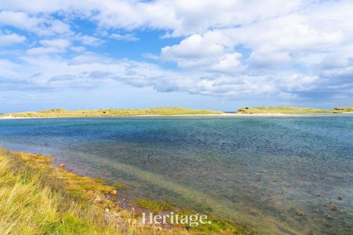 Beach Cottage, Pet & Family Friendly Stay in Moray in Lossiemouth Beach Cottage, Pet & Family Friendly Stay in Moray in Lossiemouth
