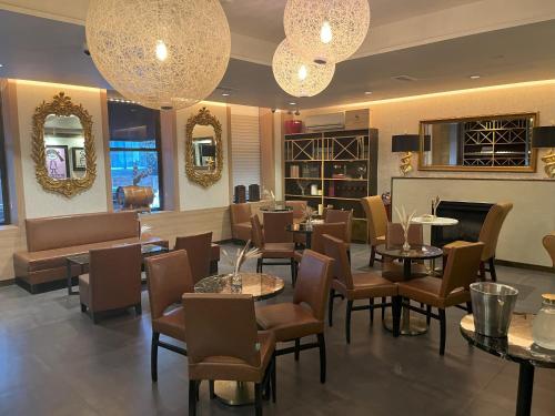 호텔 스탠퍼드 (Hotel Stanford) in 그래머시 호텔 스탠퍼드 (Hotel Stanford) in 그래머시