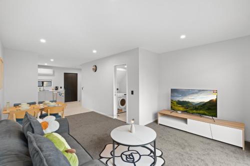 منزل 80 متر مربع من 2 غرفة و1 حمام خاص في لينوود (Lovely 2BR Home close to Center) in لينوود منزل 80 متر مربع من 2 غرفة و1 حمام خاص في لينوود (Lovely 2BR Home close to Center) in لينوود