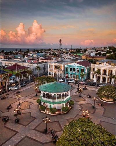 Tropical Estudio En El Centro De La Ciudad in Puerto Plata Tropical Estudio En El Centro De La Ciudad in Puerto Plata