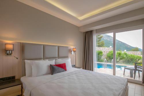 Ramada by Wyndham Fethiye Oludeniz in เออลือเดนิซ Ramada by Wyndham Fethiye Oludeniz in เออลือเดนิซ