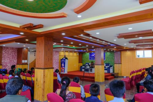 회의실/연회장, Hotel Dolkha Durbar in 차릴콧 회의실/연회장, Hotel Dolkha Durbar in 차릴콧