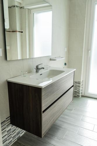Bathroom, Moon Valley Holiday Home in Lauria Bathroom, Moon Valley Holiday Home in Lauria