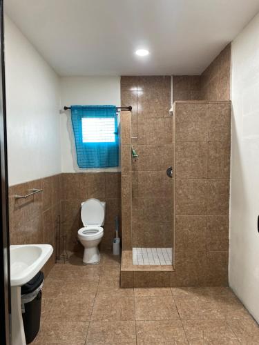 Badkamer, Travelart Backpackers Hostel in Belize City Badkamer, Travelart Backpackers Hostel in Belize City
