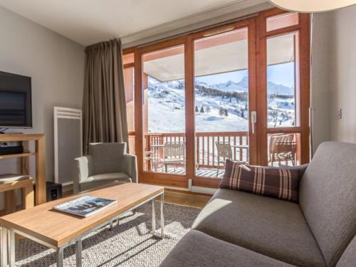 Appartement cosy 3 chambres avec piscine, spa et parking - Arcs 1800 - FR-1-352-32 in Le Chantel Appartement cosy 3 chambres avec piscine, spa et parking - Arcs 1800 - FR-1-352-32 in Le Chantel