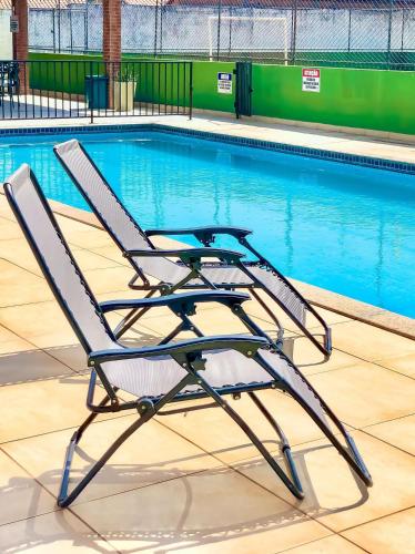泳池, Apê Bela Vista com Piscina I Wi-Fi e A/C (Ape Bela Vista com Piscina I Wi-Fi e A/C) in 英貝拉德里斯 泳池, Apê Bela Vista com Piscina I Wi-Fi e A/C (Ape Bela Vista com Piscina I Wi-Fi e A/C) in 英貝拉德里斯