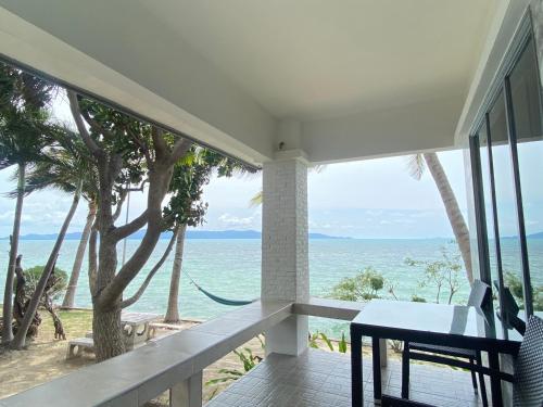 View, Sunset Beach Villa's in Ko Pha-ngan View, Sunset Beach Villa's in Ko Pha-ngan