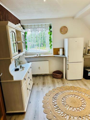 Küche, Ferienwohnungen Dörte & Stella Hof Saale (Ferienwohnungen Dorte & Stella Hof Saale) in Hof (Saale) Küche, Ferienwohnungen Dörte & Stella Hof Saale (Ferienwohnungen Dorte & Stella Hof Saale) in Hof (Saale)