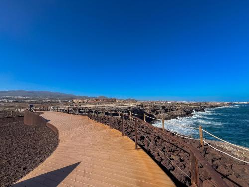 Playa del El Burrero vista al mar Lightbooking in Telde Playa del El Burrero vista al mar Lightbooking in Telde