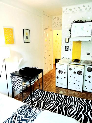 20平方米1臥室公寓 (勒瓦盧瓦-佩雷) - 有1間私人浴室 (Appartement entier à Neuilly-sur-Seine) in 巴黎 20平方米1臥室公寓 (勒瓦盧瓦-佩雷) - 有1間私人浴室 (Appartement entier à Neuilly-sur-Seine) in 巴黎