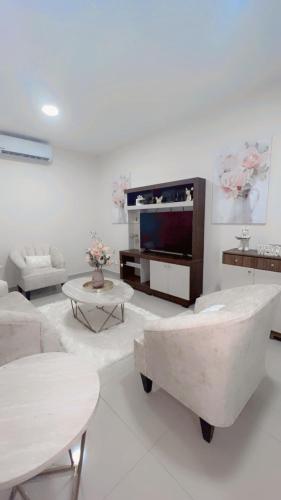 Stylish house close to tourist attractions in Victoria Stylish house close to tourist attractions in Victoria