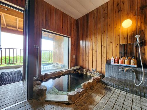 Hot spring bath, Iwanai Kogen Hotel in Iwanai Hot spring bath, Iwanai Kogen Hotel in Iwanai