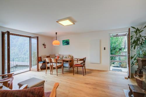 Oprema, La Canonica - Happy Rentals in Borgnone Oprema, La Canonica - Happy Rentals in Borgnone