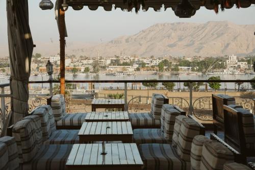 景观, 卢克索娜芙蒂蒂酒店 (Nefertiti Hotel Luxor) in 卢克索 景观, 卢克索娜芙蒂蒂酒店 (Nefertiti Hotel Luxor) in 卢克索