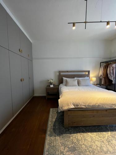 Art Deco apartment in Cape Town