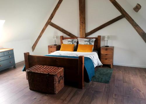 淋浴間, Fermette La Trappe in 拉羅什拉貝耶 淋浴間, Fermette La Trappe in 拉羅什拉貝耶