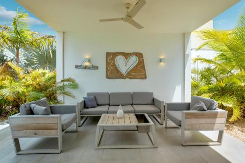 balcon/terasă, Delfins Beach Resort Bonaire, Tapestry Collection by Hilton in Kralendijk balcon/terasă, Delfins Beach Resort Bonaire, Tapestry Collection by Hilton in Kralendijk