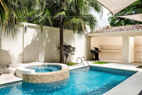 Steps to Beach Condo with Pool in Potrero Steps to Beach Condo with Pool in Potrero