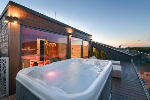 Spa, Boutique HOTEL11 (with ROOFTOP SPA) in Nitra Spa, Boutique HOTEL11 (with ROOFTOP SPA) in Nitra