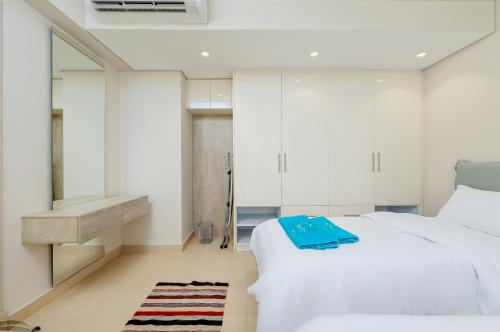 Delightful Gateway in Mangroovy