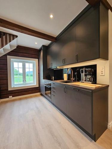 Stort hus med 2 leiligheter til leie på Lundamo, Perfekt for større grupper! (Stort hus med 2 leiligheter til leie pa Lundamo, Perfekt for større grupper!) in Storen Stort hus med 2 leiligheter til leie på Lundamo, Perfekt for større grupper! (Stort hus med 2 leiligheter til leie pa Lundamo, Perfekt for større grupper!) in Storen